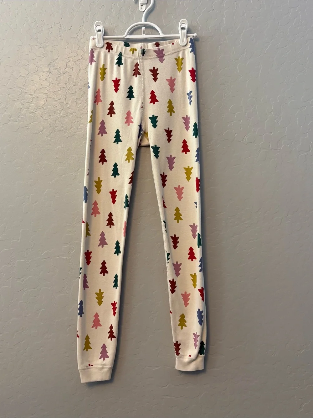 Hanna andersson long John pajama set in multicolor happy little trees 150 CM 12
